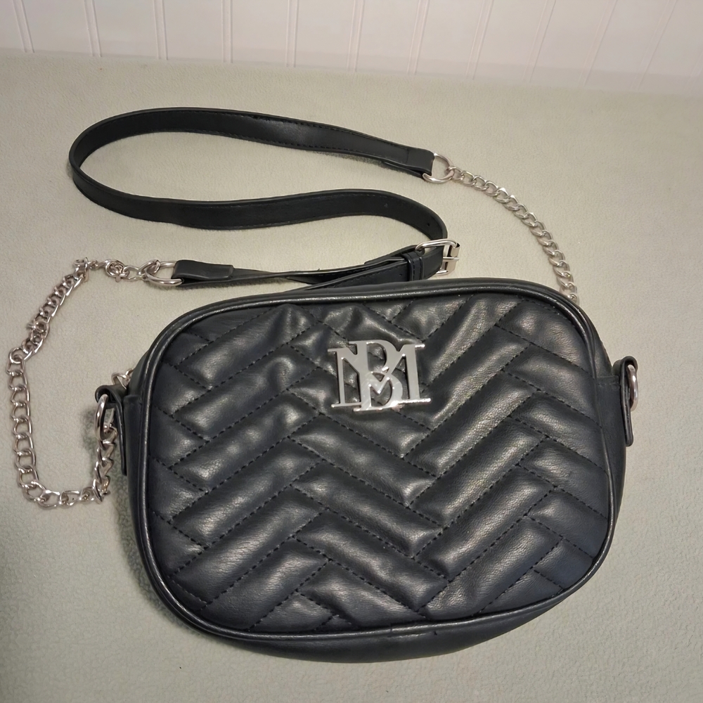 Share Similar items S67bba8c5-6c2a-4f09-9a35-1835927b9eee9158f188-7d99-4408-a331